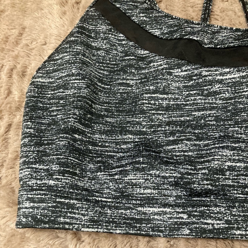 Victoria’s Secret Sport Black And Grey None Padded Sports Bra Size Large - Picture 3 of 9